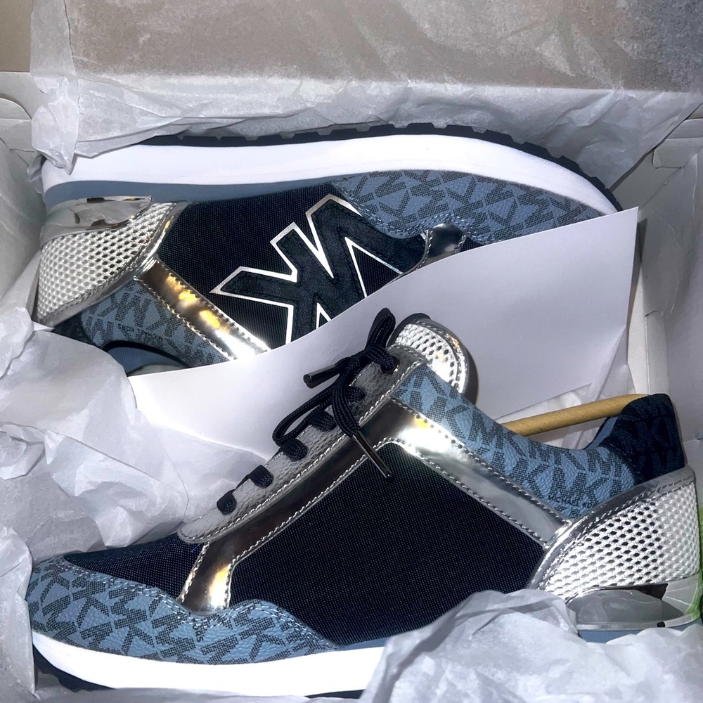 BRAND NEW! Gorgeous MK Maddie trainers with stunning chrome piping. Size 8.5M